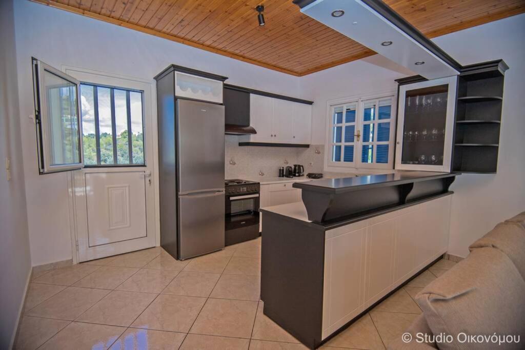 פורטו הלי Gerani Maison Agios Aimilianos Beautiful View מראה חיצוני תמונה